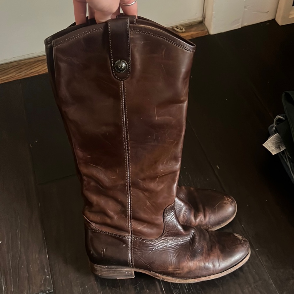 Melissa Button Frye boot- Size 9